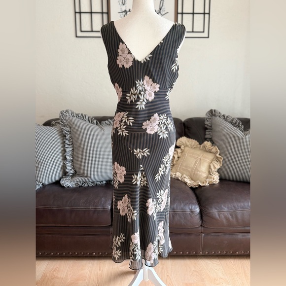 Max & Cleo Elegant 100% Silk Midi Floral Black‎ Brown & Pink Dress Size 10 - Picture 9 of 12